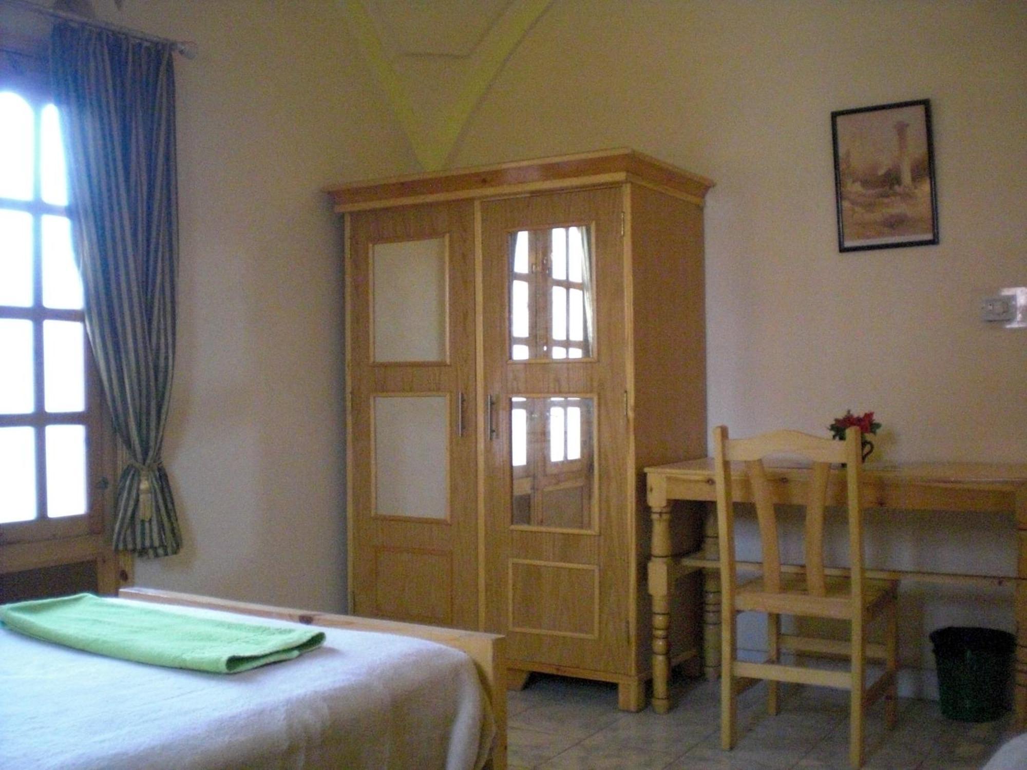 El Fayrouz Hotel Luxor Eksteriør bilde
